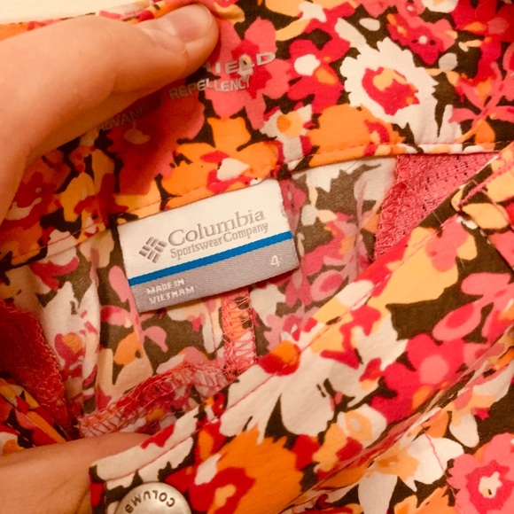 COLUMBIA sport shorts - Picture 3 of 4